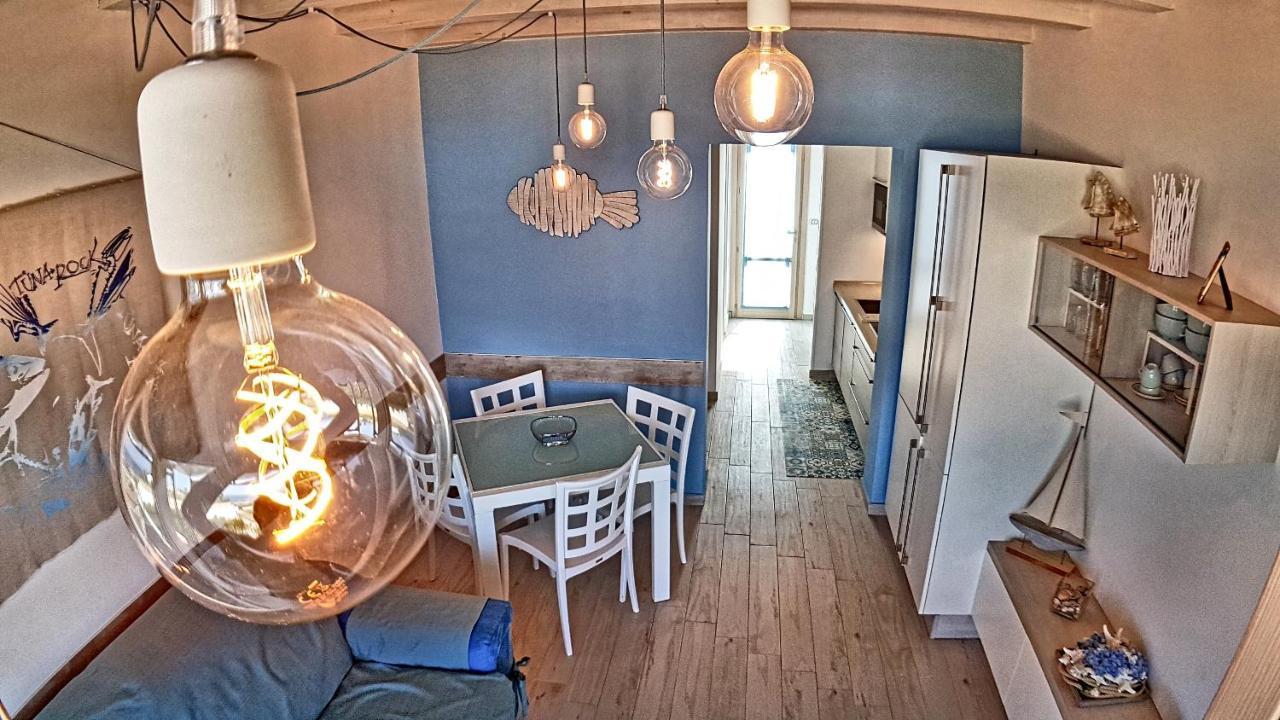 Asinaro Residence - Fronte Mare กาลาแบร์นาร์โด ภายนอก รูปภาพ