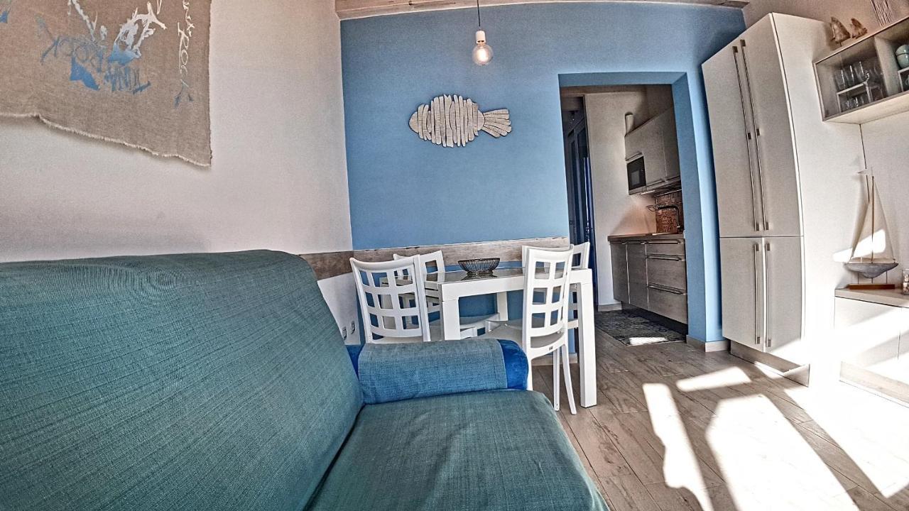 Asinaro Residence - Fronte Mare กาลาแบร์นาร์โด ภายนอก รูปภาพ
